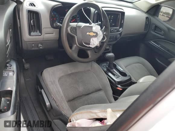 2019 Chevrolet Colorado 2WD Work Truck с VIN 1GCHSBEN8K1133339, выставлен на аукционе Copart как лот 59000155 с пробегом 141 830 миль миль и На запчасти • Non repairable. История ставок и продаж доступна на DreamBid. Изображение 8.