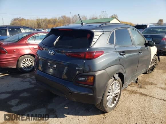2020 Hyundai Kona SEL с VIN KM8K2CAA2LU564947, выставлен на аукционе Copart как лот 64862302 с пробегом Не указан миль и . История ставок и продаж доступна на DreamBid. Изображение 4.