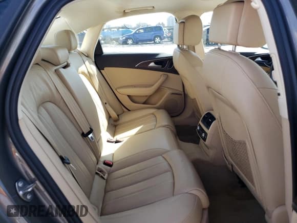 ✅ 2012 Audi A6 Premium • VIN: WAUFGAFC1CN032974 • Лот: 79620804. Опубликован ранее на Copart с пробегом 140 022 миль. Бесплатный доступ к архиву аукционных продаж из США и подробный отчёт об истории автомобиля на DreamBid. Изображение 10.