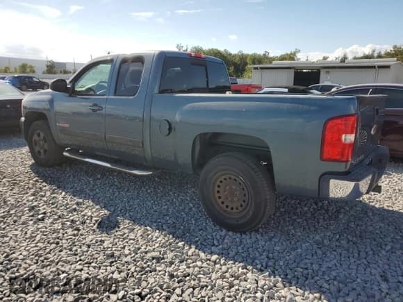 ✅ 2008 Chevrolet Silverado 1500 2LT • VIN: 2GCEC19Y881109091 • Lot: 91432145. Wystawiony na Copart z przebiegiem 138 479 mil. Bezpłatny archiwum sprzedaży aukcyjnych z USA i szczegółowy raport historii pojazdu na DreamBid. Zdjęcie 2.