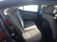 ✅ 2018 Hyundai Elantra Limited • VIN: 5NPD84LF1JH252667 • Лот: 86669725. Опубликован ранее на Copart с пробегом 87 100 миль. Бесплатный доступ к архиву аукционных продаж из США и подробный отчёт об истории автомобиля на DreamBid. Изображение 10.