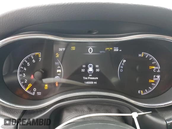 ✅ 2017 Jeep Grand Cherokee Trailhawk • VIN: 1C4RJFLGXHC735224 • Лот: 92037305. Опубликован ранее на Copart с пробегом 146 309 миль. Бесплатный доступ к архиву аукционных продаж из США и подробный отчёт об истории автомобиля на DreamBid. Изображение 9.