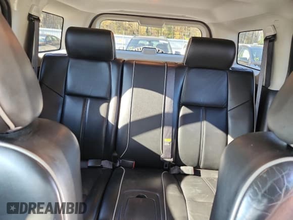 ✅ 2006 Hummer H3 • VIN: 5GTDN136468316691 • Lot: 91431105. Wystawiony na Copart z przebiegiem 137 294 mil. Bezpłatny archiwum sprzedaży aukcyjnych z USA i szczegółowy raport historii pojazdu na DreamBid. Zdjęcie 10.