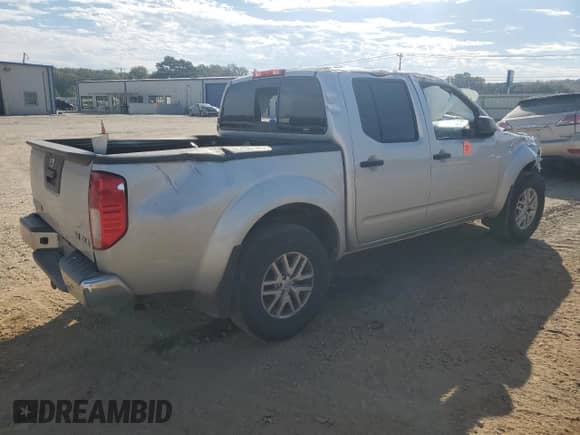2017 Nissan Frontier SV with VIN 1N6AD0EV7HN756465, listed as a Copart auction lot 86691045 with 121,784 mi miles and Salvage title. Bid and sale history available at DreamBid. Image 3.