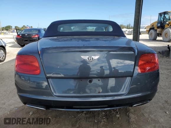✅ 2012 Bentley Continental GT • VIN: SCBGR3ZA5CC074795 • Lot: 43205404. Listed on Copart with 77,481 mi. Free auction sales archive from the USA and detailed vehicle history report at DreamBid. Image 6.