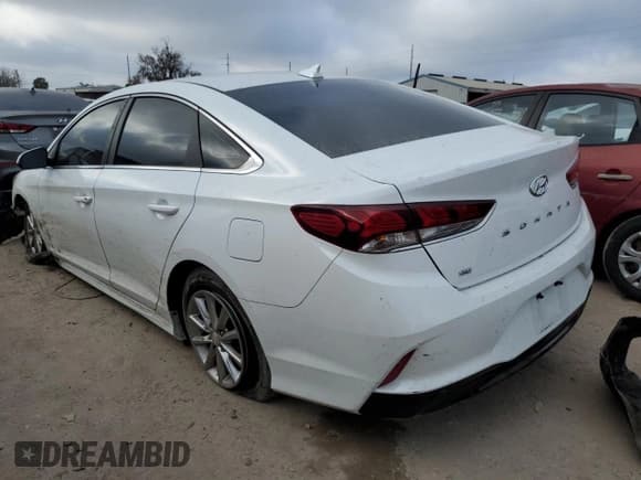 ✅ 2018 Hyundai Sonata SE • VIN: 5NPE24AF0JH656178 • Lot: 39903113. Listed on Copart with 25,562 mi. Free auction sales archive from the USA and detailed vehicle history report at DreamBid. Image 2.