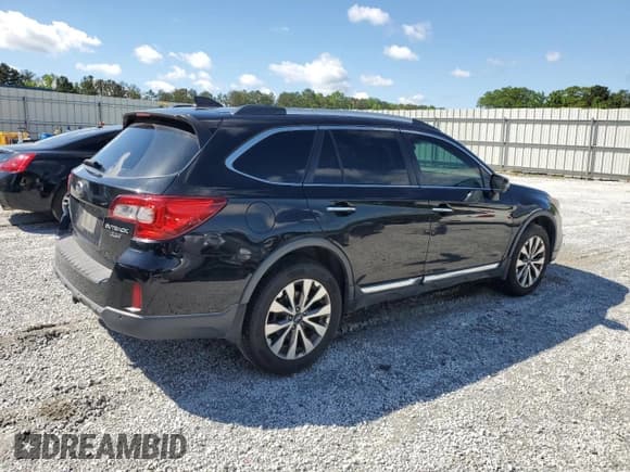✅ 2017 Subaru Outback Touring • VIN: 4S4BSETC8H3286742 • Lot: 55228365. Listed on Copart with 118,586 mi. Free auction sales archive from the USA and detailed vehicle history report at DreamBid. Image 3.