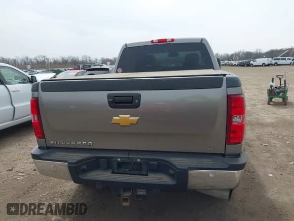 ✅ 2013 Chevrolet Silverado 2500HD LT • VIN: 1GC1KXC86DF122051 • Лот: 41835306. Опубликован ранее на IAAI с пробегом 146 291 миль. Бесплатный доступ к архиву аукционных продаж из США и подробный отчёт об истории автомобиля на DreamBid. Изображение 16.