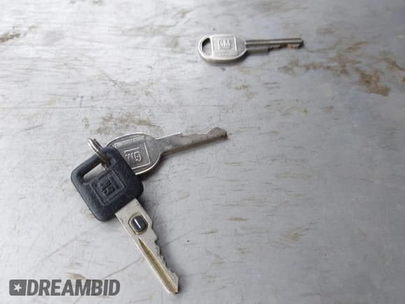 ✅ 1997 Buick LeSabre Limited • VIN: 1G4HR52K6VH586857 • Лот: 42310011. Опубликован ранее на IAAI с пробегом 79 664 миль. Бесплатный доступ к архиву аукционных продаж из США и подробный отчёт об истории автомобиля на DreamBid. Изображение 11.