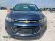 2018 Chevrolet Trax LS с VIN 3GNCJKSB1JL188723, выставлен на аукционе Copart как лот 81680945 с пробегом 75 171 миль миль и Списание • Salvage title. История ставок и продаж доступна на DreamBid. Изображение 5.