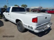 ✅ 2000 Chevrolet S-10 LS • VIN: 1GCCS14W4YK287726 • Лот: 42889053. Опубликован ранее на IAAI с пробегом 126 653 миль. Бесплатный доступ к архиву аукционных продаж из США и подробный отчёт об истории автомобиля на DreamBid. Изображение 3.