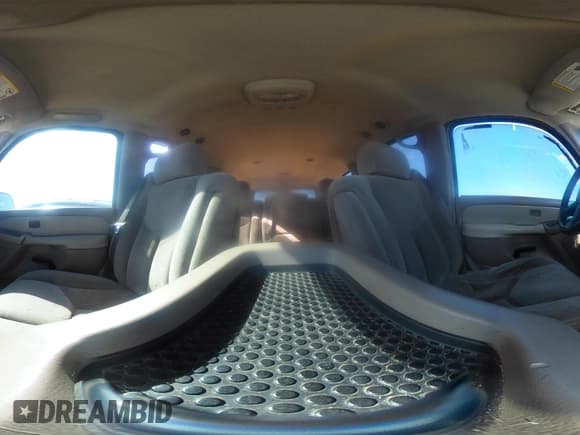 ✅ 2003 Chevrolet Tahoe LS • VIN: 1GNEC13V13J298445 • Lot: 41728848. Listed on IAAI with 226,727 mi. Free auction sales archive from the USA and detailed vehicle history report at DreamBid. Image 20.