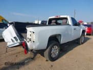 ✅ 2011 Chevrolet Silverado 2500HD Work Truck • VIN: 1GC0CVCG3BF227793 • Lot: 43047832. Wystawiony na IAAI z przebiegiem 239 112 mil. Bezpłatny archiwum sprzedaży aukcyjnych z USA i szczegółowy raport historii pojazdu na DreamBid. Zdjęcie 4.