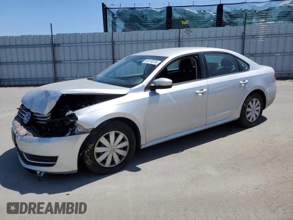 ✅ 2013 Volkswagen Passat S • VIN: 1VWAP7A38DC001836 • Lot: 61879375. Listed on Copart with 82,841 mi. Free auction sales archive from the USA and detailed vehicle history report at DreamBid. Image 1.