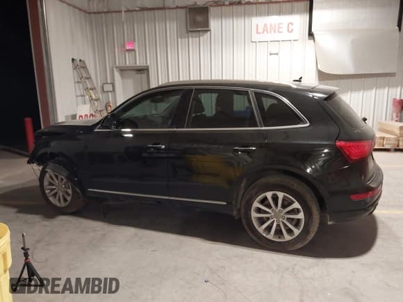 ✅ 2016 Audi Q5 Premium • VIN: WA1C2AFP0GA019017 • Lot: 42937146. Wystawiony na IAAI z przebiegiem 84 257 mil. Bezpłatny archiwum sprzedaży aukcyjnych z USA i szczegółowy raport historii pojazdu na DreamBid. Zdjęcie 14.