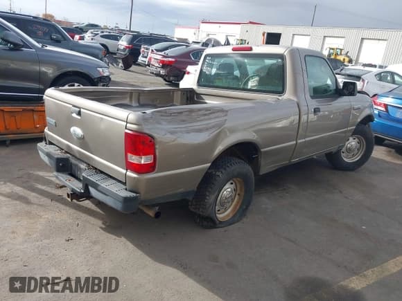 ✅ 2006 Ford Ranger XL • VIN: 1FTYR10D76PA67034 • Lot: 43703560. Listed on IAAI with 166,061 mi. Free auction sales archive from the USA and detailed vehicle history report at DreamBid. Image 4.