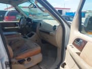 ✅ 2006 Ford Expedition Eddie Bauer • VIN: 1FMPU17566LA81650 • Лот: 42966224. Опубликован ранее на IAAI с пробегом 214 857 миль. Бесплатный доступ к архиву аукционных продаж из США и подробный отчёт об истории автомобиля на DreamBid. Изображение 5.