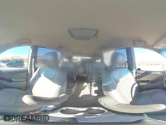 ✅ 2004 Toyota Sienna LE • VIN: 5TDBA23C94S015817 • Lot: 82618025. Listed on Copart with 200,474 mi. Free auction sales archive from the USA and detailed vehicle history report at DreamBid. Image 15.