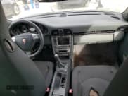 ✅ 2007 Porsche 911 Carrera • VIN: WP0AA29987S710907 • Лот: 84843114. Опубликован ранее на Copart с пробегом Не указан. Бесплатный доступ к архиву аукционных продаж из США и подробный отчёт об истории автомобиля на DreamBid. Изображение 8.