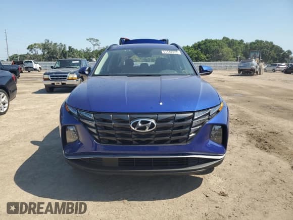 ✅ 2023 Hyundai Tucson SEL • VIN: 5NMJB3AE9PH171771 • Lot: 51148313. Wystawiony na Copart z przebiegiem 7 222 mil. Bezpłatny archiwum sprzedaży aukcyjnych z USA i szczegółowy raport historii pojazdu na DreamBid. Zdjęcie 5.