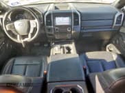 ✅ 2019 Ford Expedition Max XLT • VIN: 1FMJK1HT4KEA61386 • Лот: 90414705. Опубликован ранее на Copart с пробегом 88 017 миль. Бесплатный доступ к архиву аукционных продаж из США и подробный отчёт об истории автомобиля на DreamBid. Изображение 8.