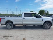 ✅ 2019 Ford F-250 XL • VIN: 1FT7W2B60KEE66463 • Lot: 43136932. Wystawiony na IAAI z przebiegiem 203 215 mil. Bezpłatny archiwum sprzedaży aukcyjnych z USA i szczegółowy raport historii pojazdu na DreamBid. Zdjęcie 12.