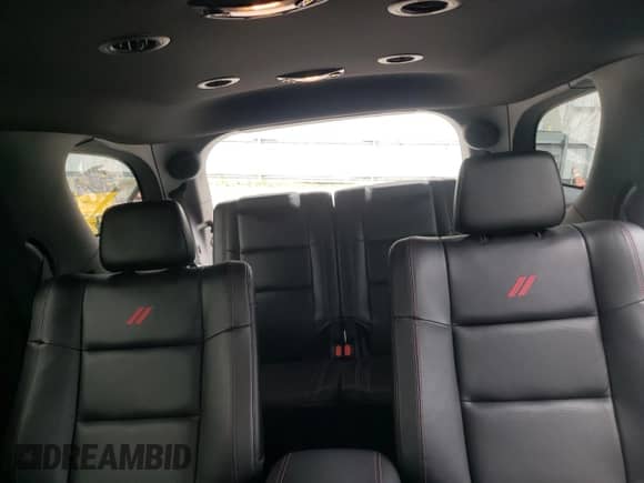 ✅ 2022 Dodge Durango R/T • VIN: 1C4SDHCT4NC190098 • Lot: 65052014. Wystawiony na Copart z przebiegiem 22 159 mil mil. Skorzystaj z bezpłatnego archiwum sprzedaży aukcyjnych z USA i zobacz szczegółowy raport historii pojazdu na DreamBid. Zdjęcie 10.