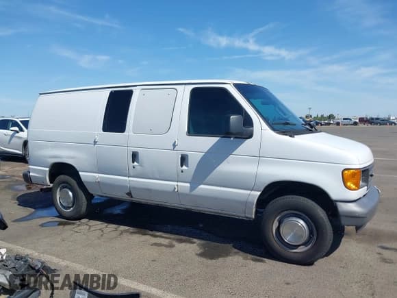 ✅ 2006 Ford Econoline Cargo • VIN: 1FTNE24L16DB11522 • Lot: 42361864. Listed on IAAI with 296,735 mi. Free auction sales archive from the USA and detailed vehicle history report at DreamBid. Image 13.