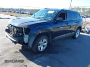 ✅ 2018 Volkswagen Atlas S • VIN: 1V2AR2CA9JC536034 • Lot: 41632202. Listed on IAAI with 152,181 mi. Free auction sales archive from the USA and detailed vehicle history report at DreamBid. Image 2.