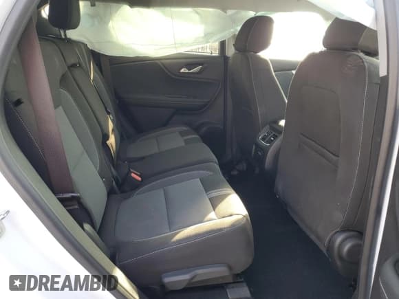 ✅ 2024 Chevrolet Blazer LT • VIN: 3GNKBCR40RS127841 • Lot: 69122895. Listed on Copart with 15,460 mi. Free auction sales archive from the USA and detailed vehicle history report at DreamBid. Image 11.