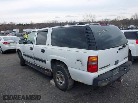 2000 Chevrolet Suburban LT с VIN 3GNFK16T7YG222237, выставлен на аукционе IAAI как лот 41613604 с пробегом 258 537 миль миль и . История ставок и продаж доступна на DreamBid. Изображение 3.