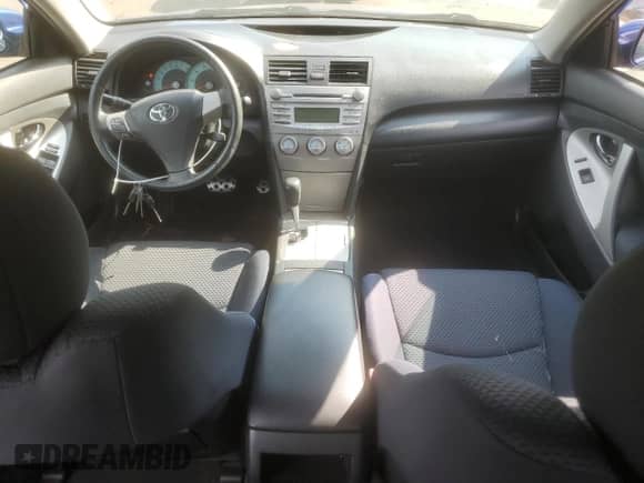 2011 Toyota Camry LE z VIN 4T1BF3EK3BU747683, wystawiony jako Copart lot #80471485 z przebiegiem 109 845 mil mil oraz Szkoda całkowita • Salvage title. Historia ofert i sprzedaży dostępna na DreamBid. Obrazek 8.