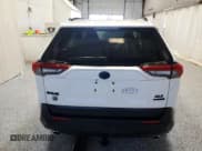 ✅ 2021 Toyota RAV4 Hybrid XLE • VIN: JTMR6RFV2MD014476 • Lot: 81216024. Wystawiony na Copart z przebiegiem 38 405 mil. Bezpłatny archiwum sprzedaży aukcyjnych z USA i szczegółowy raport historii pojazdu na DreamBid. Zdjęcie 6.