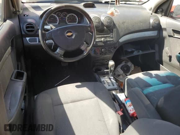 ✅ 2010 Chevrolet Aveo 1LT • VIN: KL1TD5DE6AB073147 • Lot: 48354155. Wystawiony na Copart z przebiegiem 229 673 mil. Bezpłatny archiwum sprzedaży aukcyjnych z USA i szczegółowy raport historii pojazdu na DreamBid. Zdjęcie 8.