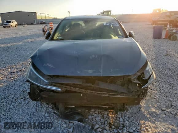 2019 Hyundai Elantra SEL with VIN KMHD84LF0KU736817, listed as a Copart auction lot 81884965 with 115,407 mi miles and Salvage title. Bid and sale history available at DreamBid. Image 5.