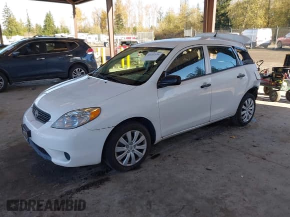 ✅ 2007 Toyota Matrix STD • VIN: 2T1KR32E17C656135 • Lot: 43757126. Listed on IAAI with 129,863 mi. Free auction sales archive from the USA and detailed vehicle history report at DreamBid. Image 18.