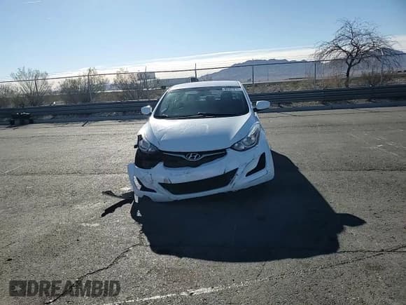 ✅ 2016 Hyundai Elantra SE • VIN: 5NPDH4AE5GH748042 • Lot: 90401815. Listed on Copart with 115,991 mi. Free auction sales archive from the USA and detailed vehicle history report at DreamBid. Image 14.