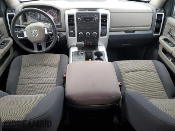 ✅ 2010 Dodge 1500 Laramie • VIN: 1D7RV1GT7AS124650 • Lot: 88583135. Wystawiony na Copart z przebiegiem 191 271 mil. Bezpłatny archiwum sprzedaży aukcyjnych z USA i szczegółowy raport historii pojazdu na DreamBid. Zdjęcie 8.