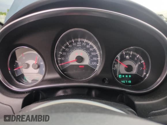 ✅ 2011 Chrysler 200 Touring • VIN: 1C3BC2EG6BN613333 • Lot: 56824425. Listed on Copart with 46,718 mi. Free auction sales archive from the USA and detailed vehicle history report at DreamBid. Image 9.