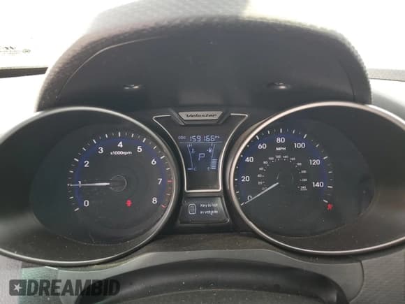 ✅ 2013 Hyundai Veloster Turbo • VIN: KMHTC6AE5DU110473 • Lot: 65723874. Wystawiony na Copart z przebiegiem 159 166 mil. Bezpłatny archiwum sprzedaży aukcyjnych z USA i szczegółowy raport historii pojazdu na DreamBid. Zdjęcie 9.