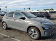 ✅ 2023 Hyundai Kona SE • VIN: KM8K23AG3PU183747 • Лот: 37940834. Опубликован ранее на Copart с пробегом 13 294 миль. Бесплатный доступ к архиву аукционных продаж из США и подробный отчёт об истории автомобиля на DreamBid. Изображение 4.