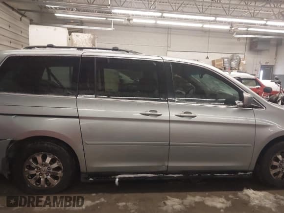 ✅ 2008 Honda Odyssey EX-L • VIN: 5FNRL38738B080361 • Lot: 43674289. Listed on IAAI with 159,537 mi. Free auction sales archive from the USA and detailed vehicle history report at DreamBid. Image 13.