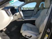 ✅ 2019 Volvo XC60 Momentum • VIN: LYV102DK7KB225081 • Lot: 87036005. Listed on Copart with 36,318 mi. Free auction sales archive from the USA and detailed vehicle history report at DreamBid. Image 7.