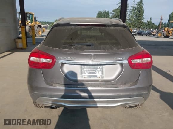 ✅ 2017 Mercedes-Benz GLA 250 • VIN: WDCTG4GB2HJ326700 • Лот: 42858768. Опубликован ранее на IAAI с пробегом 107 939 миль. Бесплатный доступ к архиву аукционных продаж из США и подробный отчёт об истории автомобиля на DreamBid. Изображение 16.