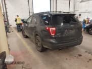 ✅ 2017 Ford Explorer Sport • VIN: 1FM5K8GT9HGA04092 • Lot: 41354237. Wystawiony na IAAI z przebiegiem 96 620 mil. Bezpłatny archiwum sprzedaży aukcyjnych z USA i szczegółowy raport historii pojazdu na DreamBid. Zdjęcie 3.