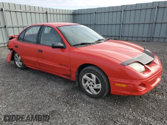 ✅ 2001 Pontiac Sunfire SE • VIN: 3G2JB52491S145113 • Lot: 86271165. Wystawiony na Copart z przebiegiem 495 015 mil. Bezpłatny archiwum sprzedaży aukcyjnych z USA i szczegółowy raport historii pojazdu na DreamBid. Zdjęcie 4.