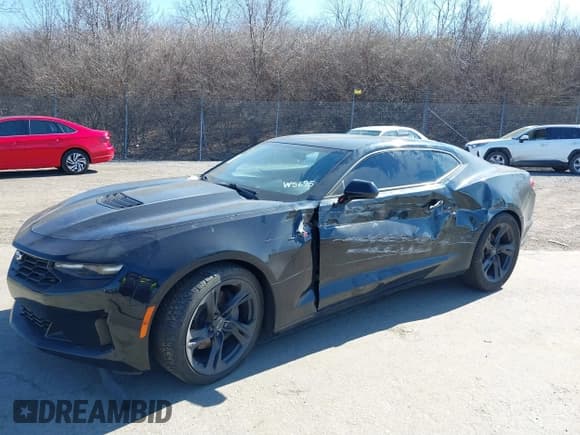 ✅ 2021 Chevrolet Camaro 1SS • VIN: 1G1FF1R77M0102683 • Lot: 41737336. Wystawiony na IAAI z przebiegiem 44 268 mil. Bezpłatny archiwum sprzedaży aukcyjnych z USA i szczegółowy raport historii pojazdu na DreamBid. Zdjęcie 2.