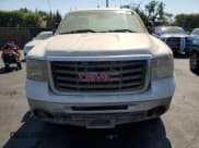 ✅ 2008 GMC Sierra 2500HD Work Truck • VIN: 1GDHC24KX8E216658 • Лот: 64649085. Опубликован ранее на Copart с пробегом 182 344 миль. Бесплатный доступ к архиву аукционных продаж из США и подробный отчёт об истории автомобиля на DreamBid. Изображение 5.