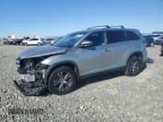 ✅ 2019 Toyota Highlander Hybrid LE • VIN: 5TDBGRFH8KS061893 • Лот: 89640755. Опубликован ранее на Copart с пробегом 58 111 миль. Бесплатный доступ к архиву аукционных продаж из США и подробный отчёт об истории автомобиля на DreamBid. Изображение 1.