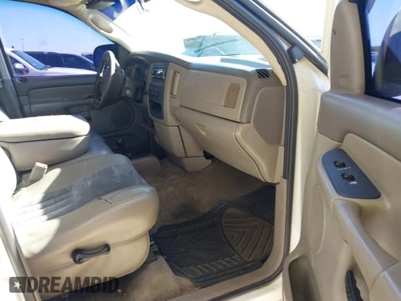 ✅ 2004 Dodge 1500 SLT • VIN: 1D7HU18D54J158148 • Lot: 43624483. Wystawiony na IAAI z przebiegiem 346 407 mil. Bezpłatny archiwum sprzedaży aukcyjnych z USA i szczegółowy raport historii pojazdu na DreamBid. Zdjęcie 5.